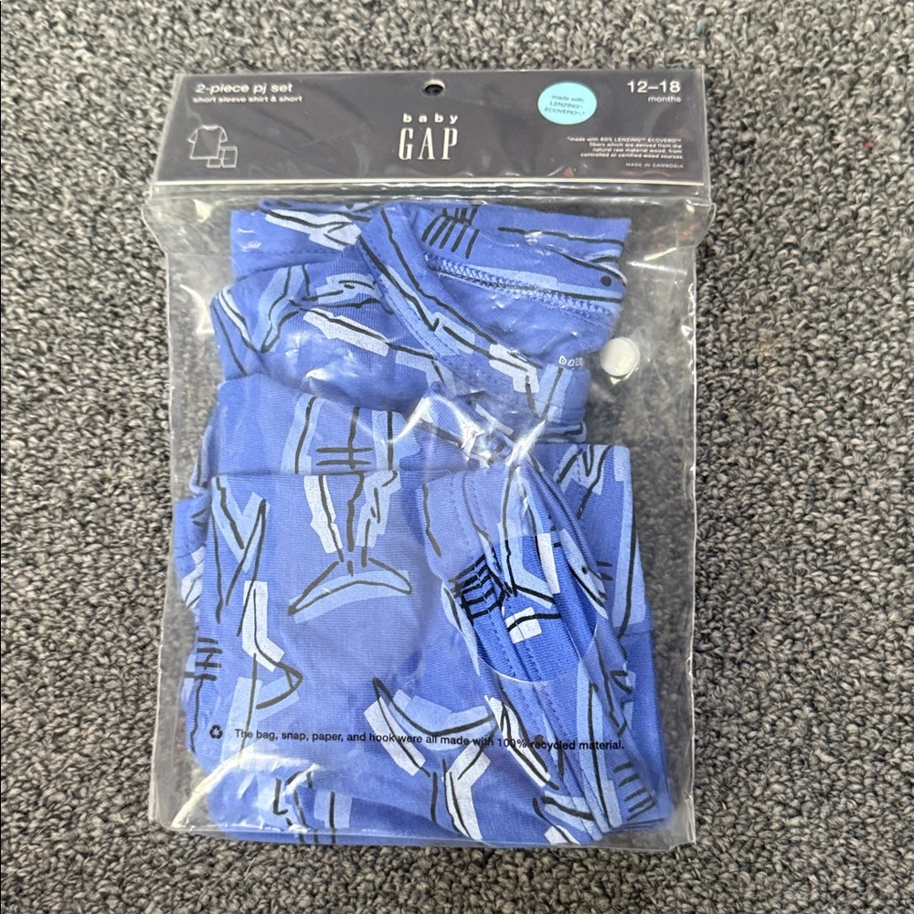 Baby Gap Blue Shark Print 2 piece pj set